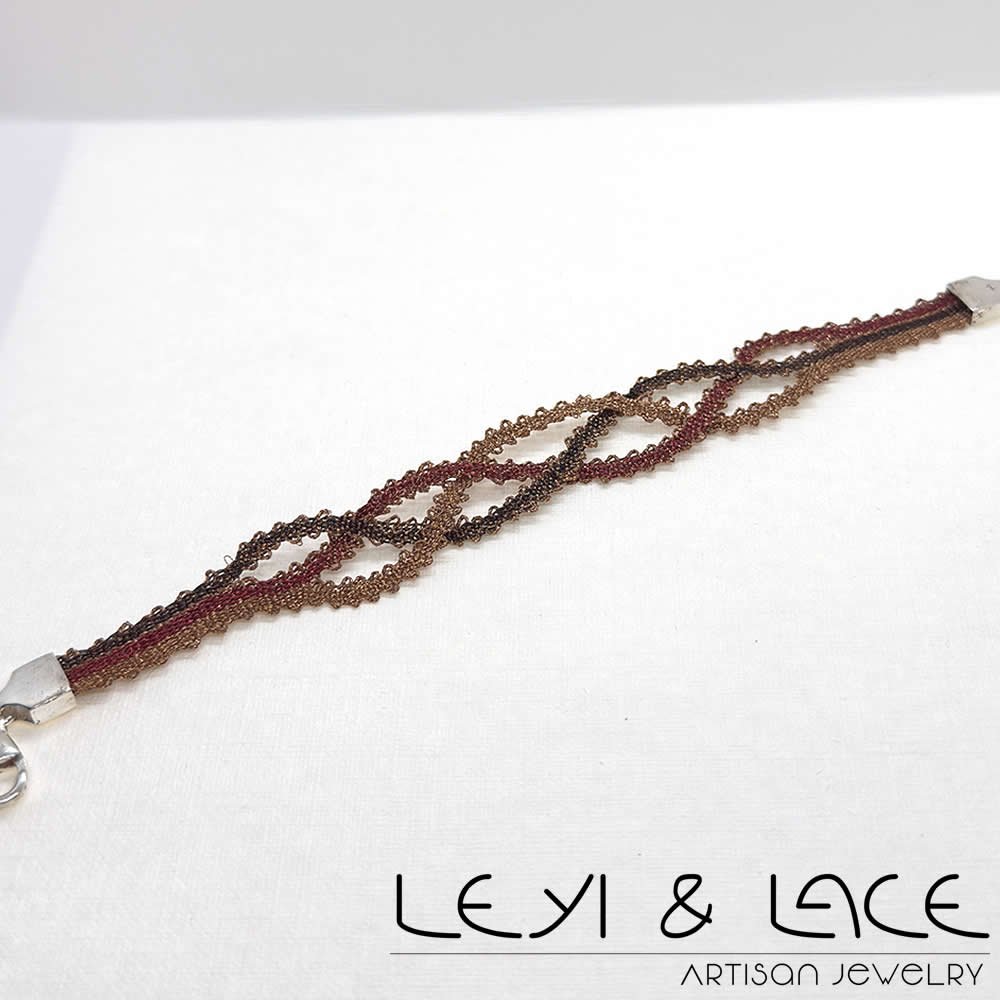 Pulsera Enredos en Bronce - Leyi & Lace - Artisan Jewelry - Encaje de Bolillos - Joyería Artesana de Encaje de Bolillos