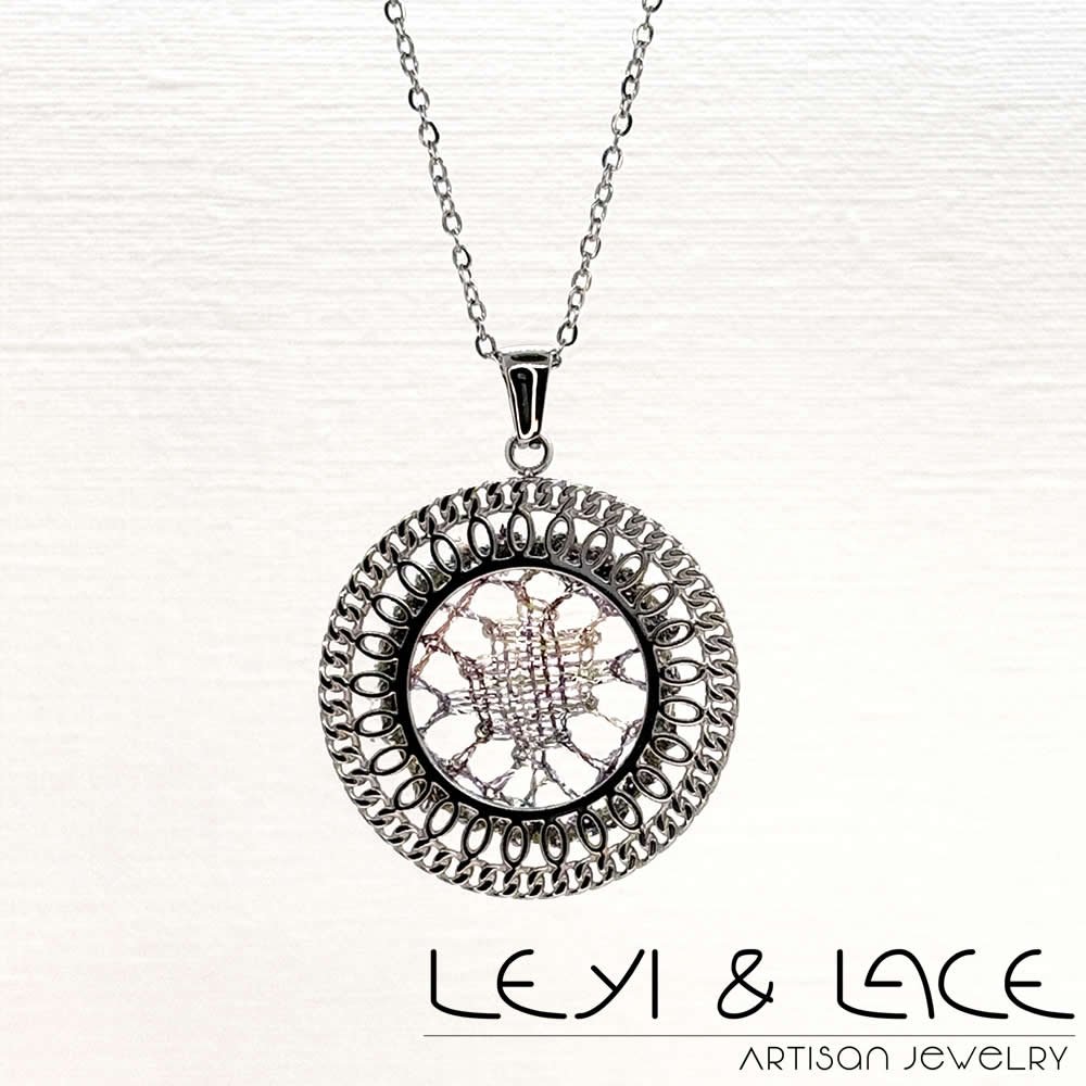 Colgante Filigrana Matizado - Leyi & Lace - Artisan Jewelry - Encaje de Bolillos - Joyería Artesana de Encaje de Bolillos