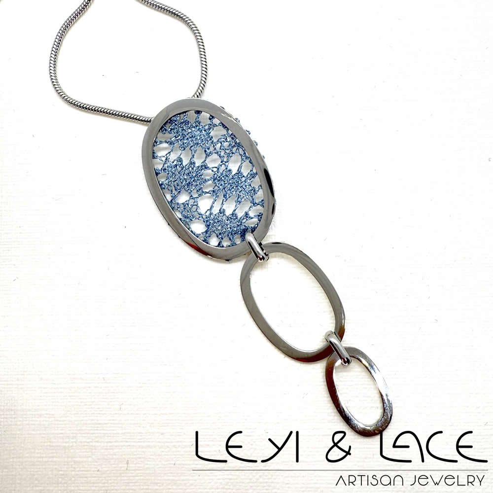 Collar Geometría Triple Oval - Leyi & Lace - Artisan Jewelry - Encaje de Bolillos - Joyería Artesana de Encaje de Bolillos